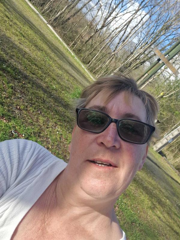 oceanne 52 ans Sauzé Vaussais