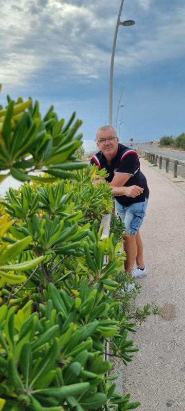 stephane 56 ans Martigues