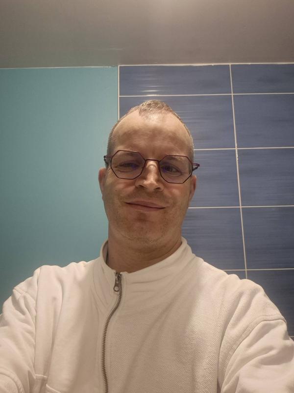 Anthony25 46 ans Drefféac