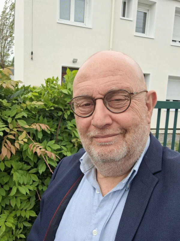 Cyrille 69 ans Orléans