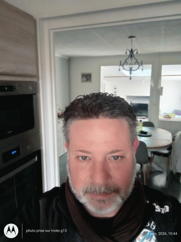 Mika  50 ans La Châtre