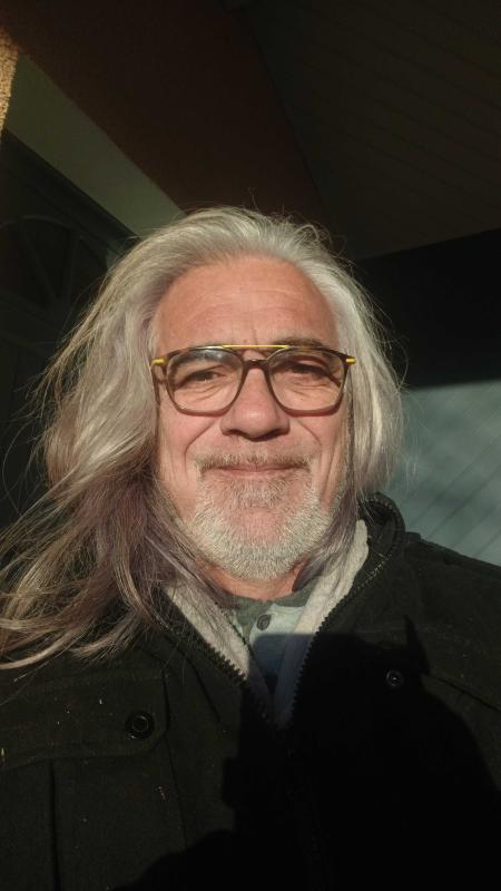 samson hugues 56 ans Saint Georges des Gardes