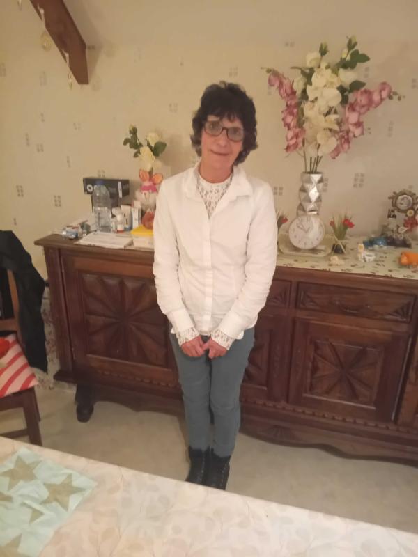 Christiane 66 ans Fougères