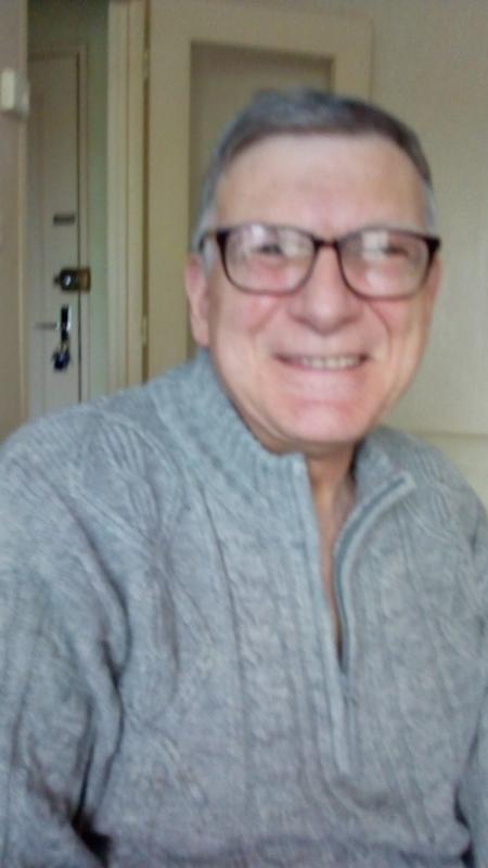 Lhomme 70 ans Perpignan