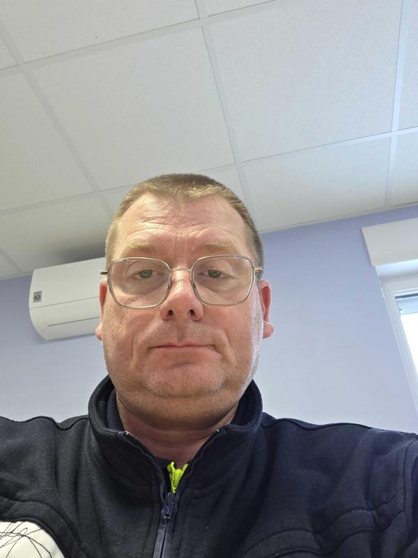 herve 53 ans Baccarat