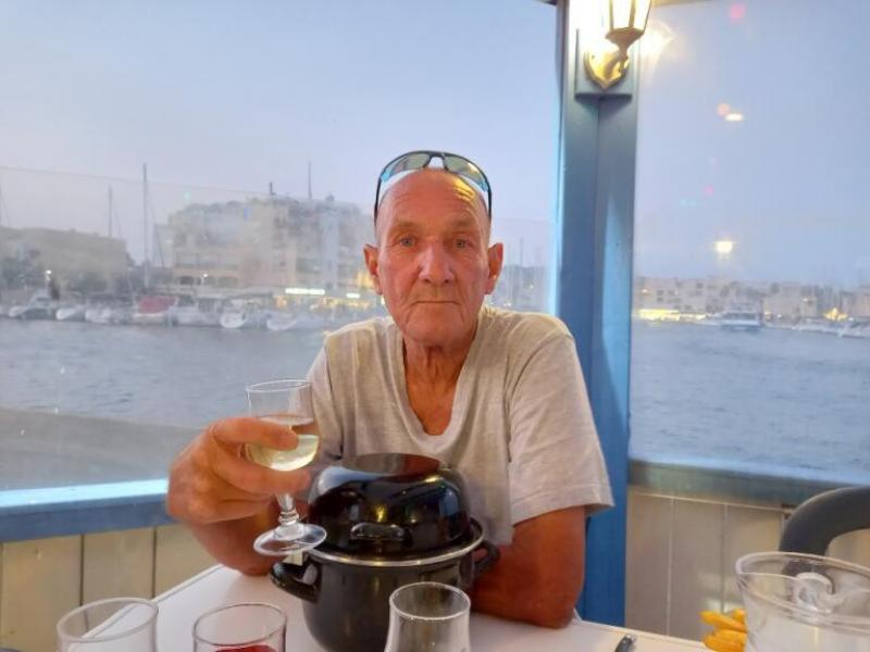 Alain  67 ans Arthel