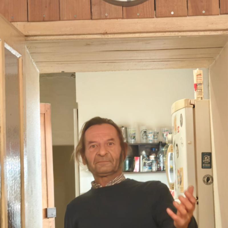 Laurent 58 ans Angrie