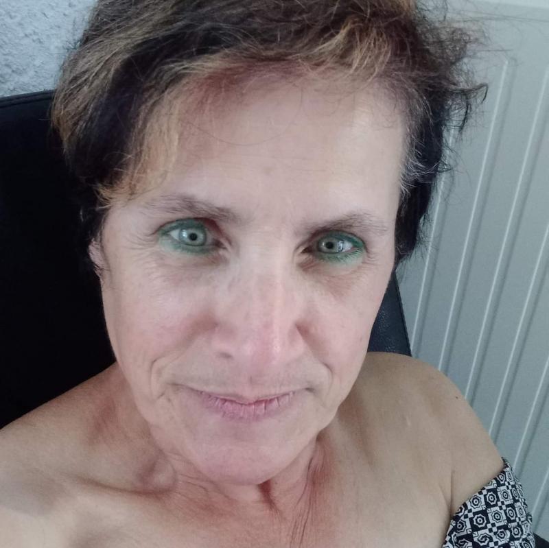 Louna 65 ans Hatten