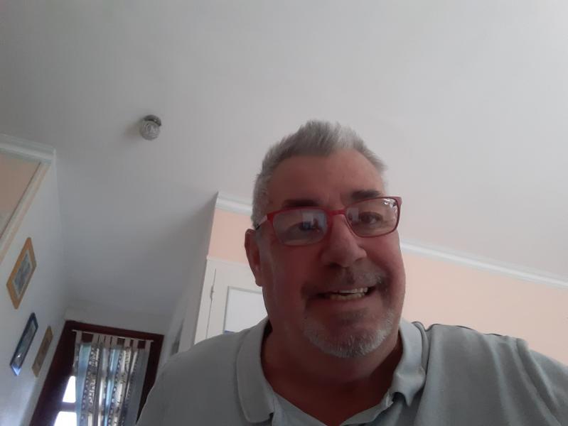 Ricky  65 ans Bezolles