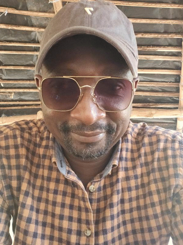 ghislain konan 39 ans Paris