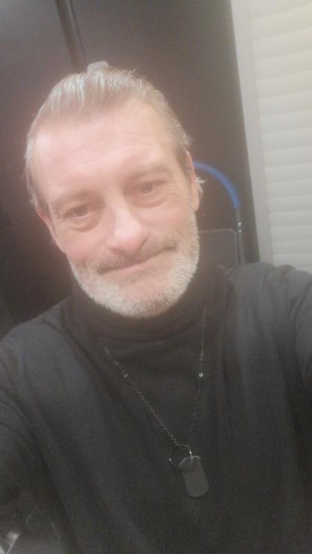 Ludo  44 ans Saint Max