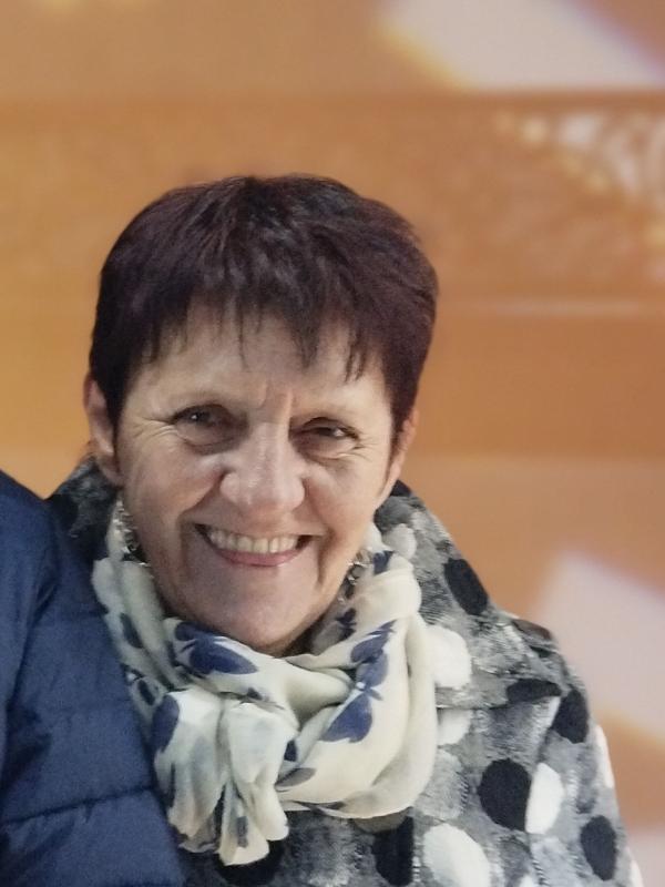 Annie Perret 66 ans Levier