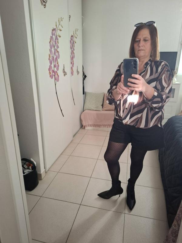 severine 55 ans Nîmes