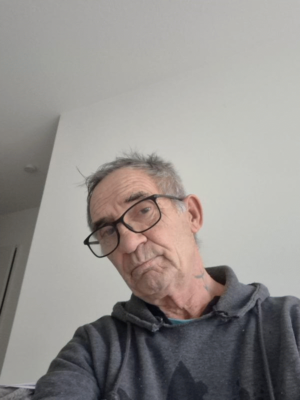 Michel  64 ans La Lande de Fronsac