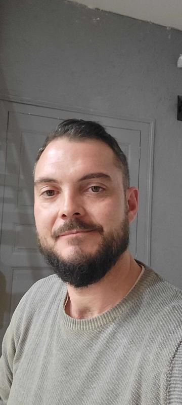 Clément 38 ans Louan Villegruis Fontaine