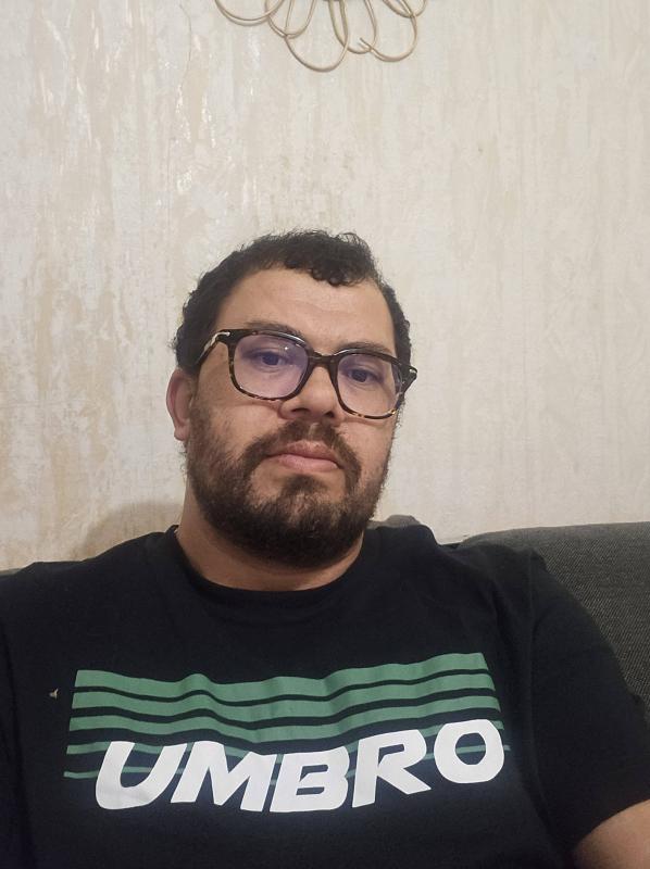 edouard 38 ans La Tronche