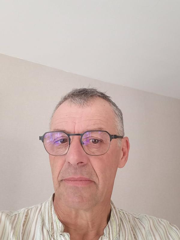 Claude 58 ans Eurville Bienville