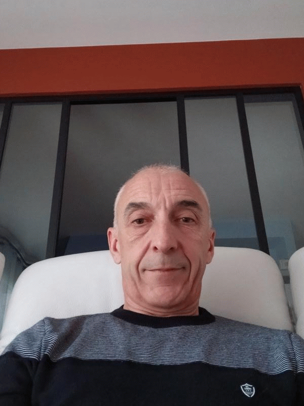 Christophe  53 ans Saint Benoît