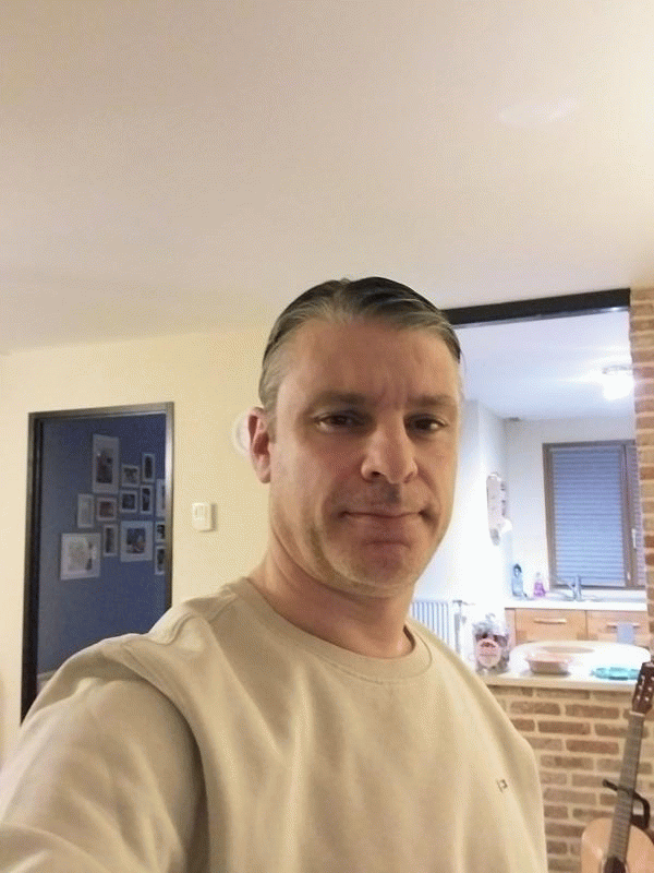 Mathieu  47 ans Provin