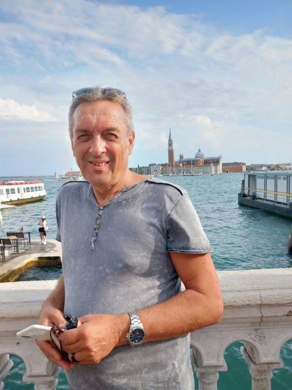 Stephane 58 ans Gémenos