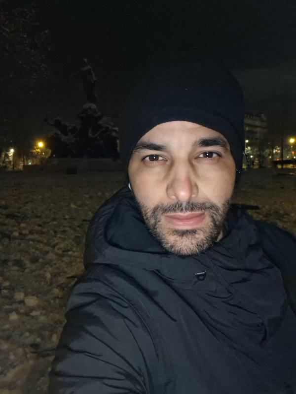 Roberto 38 ans paris 11eme arrondissement