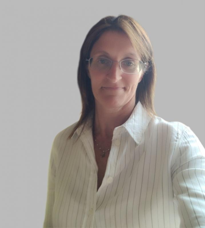 Eliane 46 ans Cernon