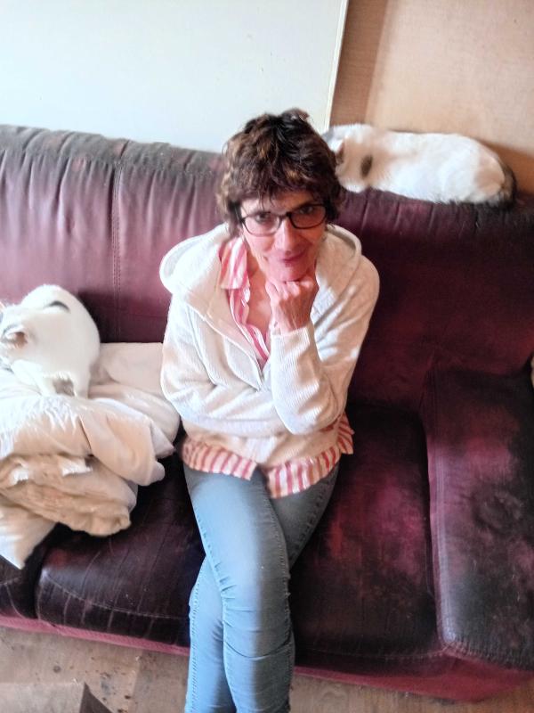 Christiane 66 ans Fougères