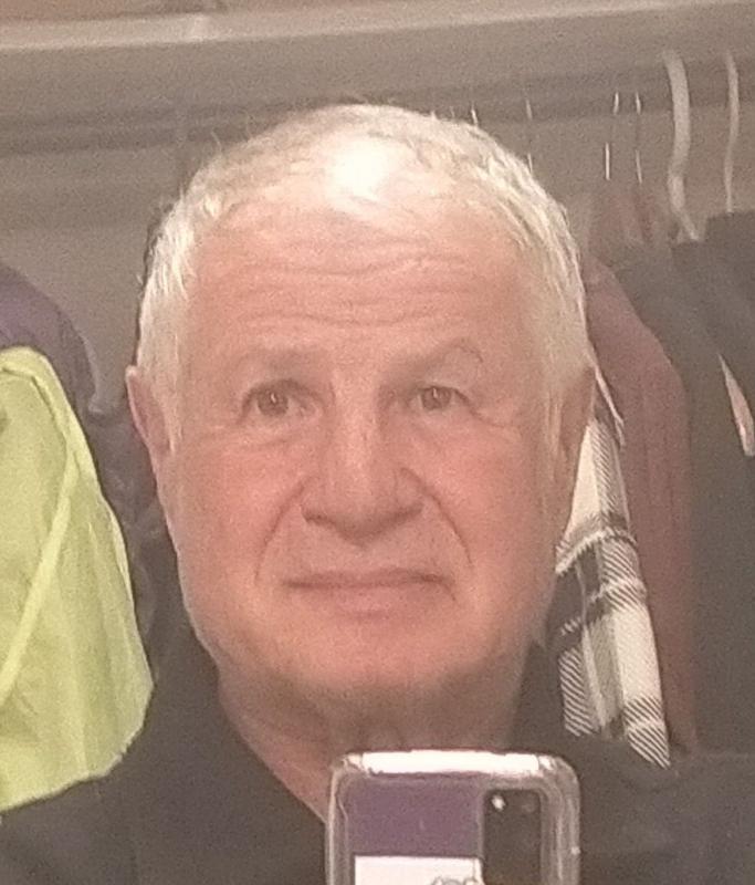 François 69 ans Toulon