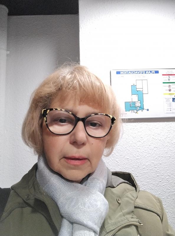 Catherine  69 ans Valenciennes