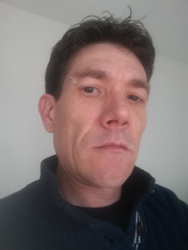 Sébastien 46 ans Angoulême