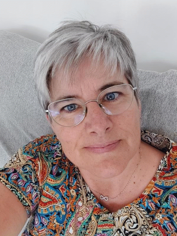 Sandra 52 ans Poissy