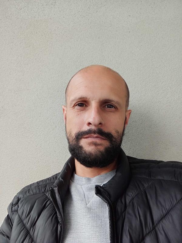 patrice 46 ans Ailly sur Somme