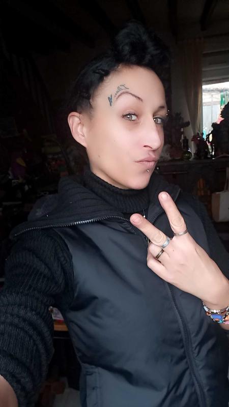 Barbara  38 ans Nieul le Dolent