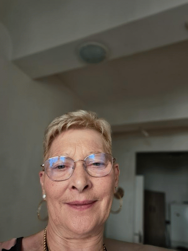 Dominique  73 ans Sisteron