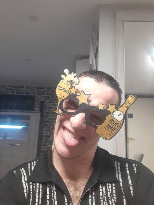 dany 42 ans Saint Aubin du Cormier