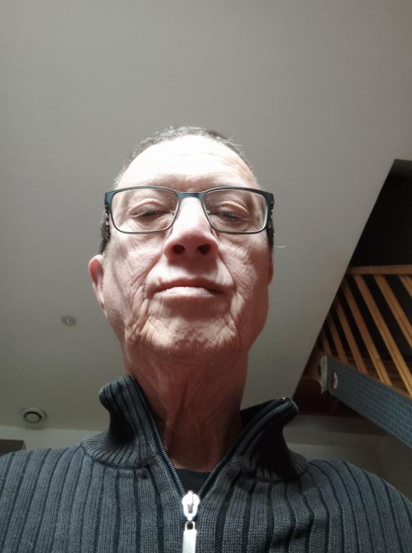 Frédéric  61 ans Bannalec