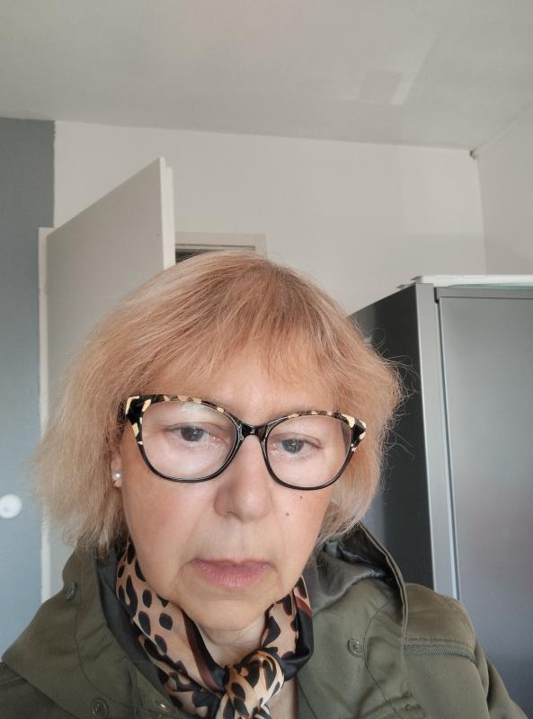 Catherine  69 ans Valenciennes