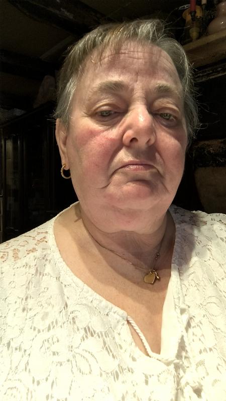 Sophie 61 ans Génicourt sur Meuse