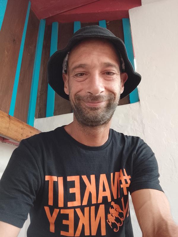 Benoit 36 ans Biscarrosse Plage