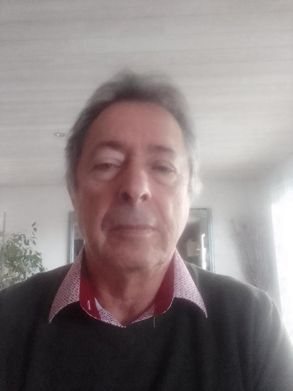 Maurice  69 ans Saint Julien Molin Molette