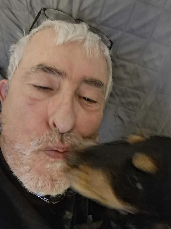 Joël  63 ans Béziers