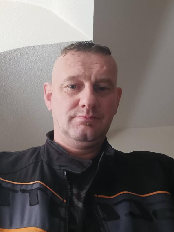 ludovic 47 ans Fougères