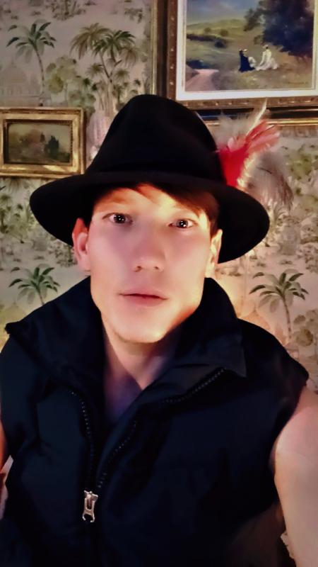 Nader 25 ans marseille 5eme arrondisse