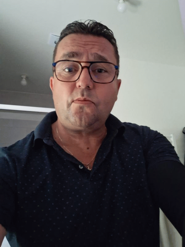 Domdoumi 54 ans Saint Fulgent