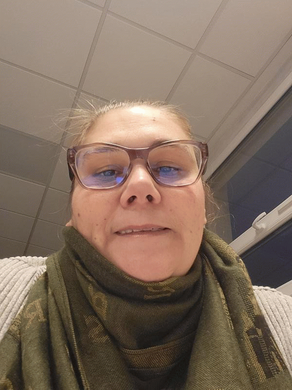 Vivie  47 ans Draveil