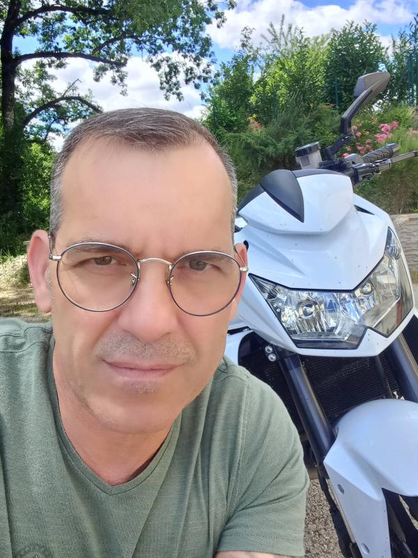 José 52 ans Gondrecourt le Château