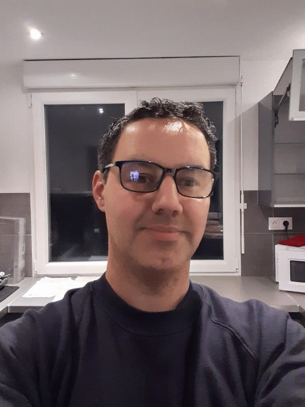 Gabriel  45 ans Champs Sur Marne