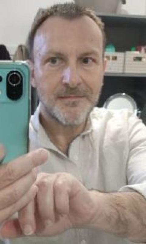 Gillou 58 ans paris 10eme arrondissement