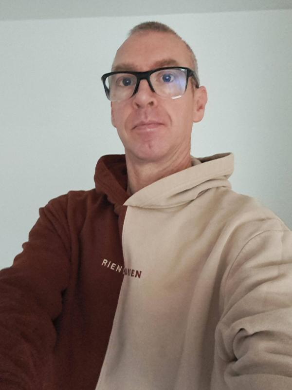 nicolas 47 ans Vairé