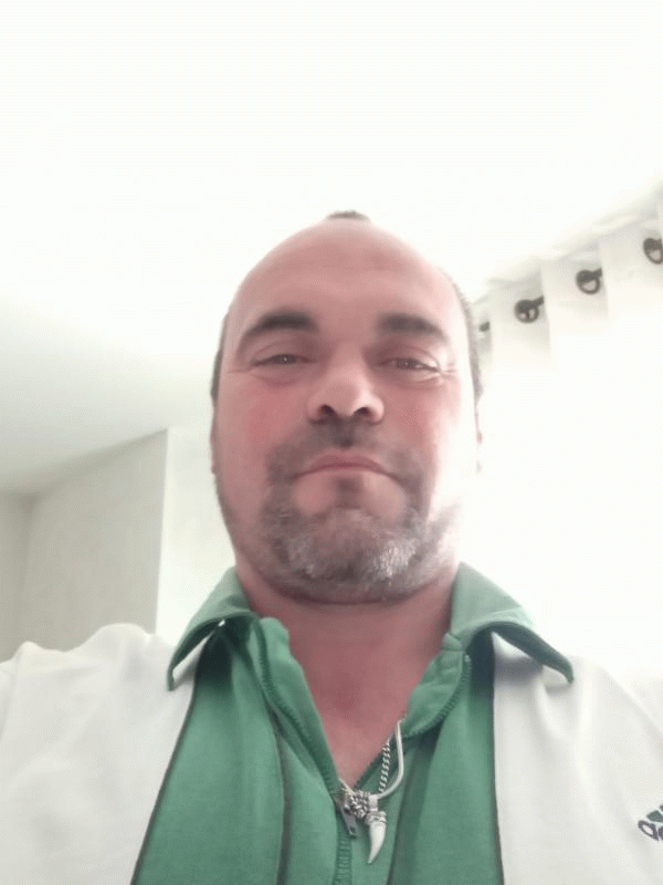 Thierry  43 ans Saint Mars du Désert